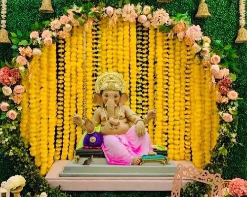 Flower Decoration for Ganpati